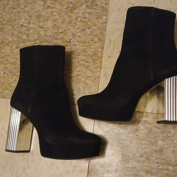 Michael Kors Porter Platform Booties - Picture 9 of 10